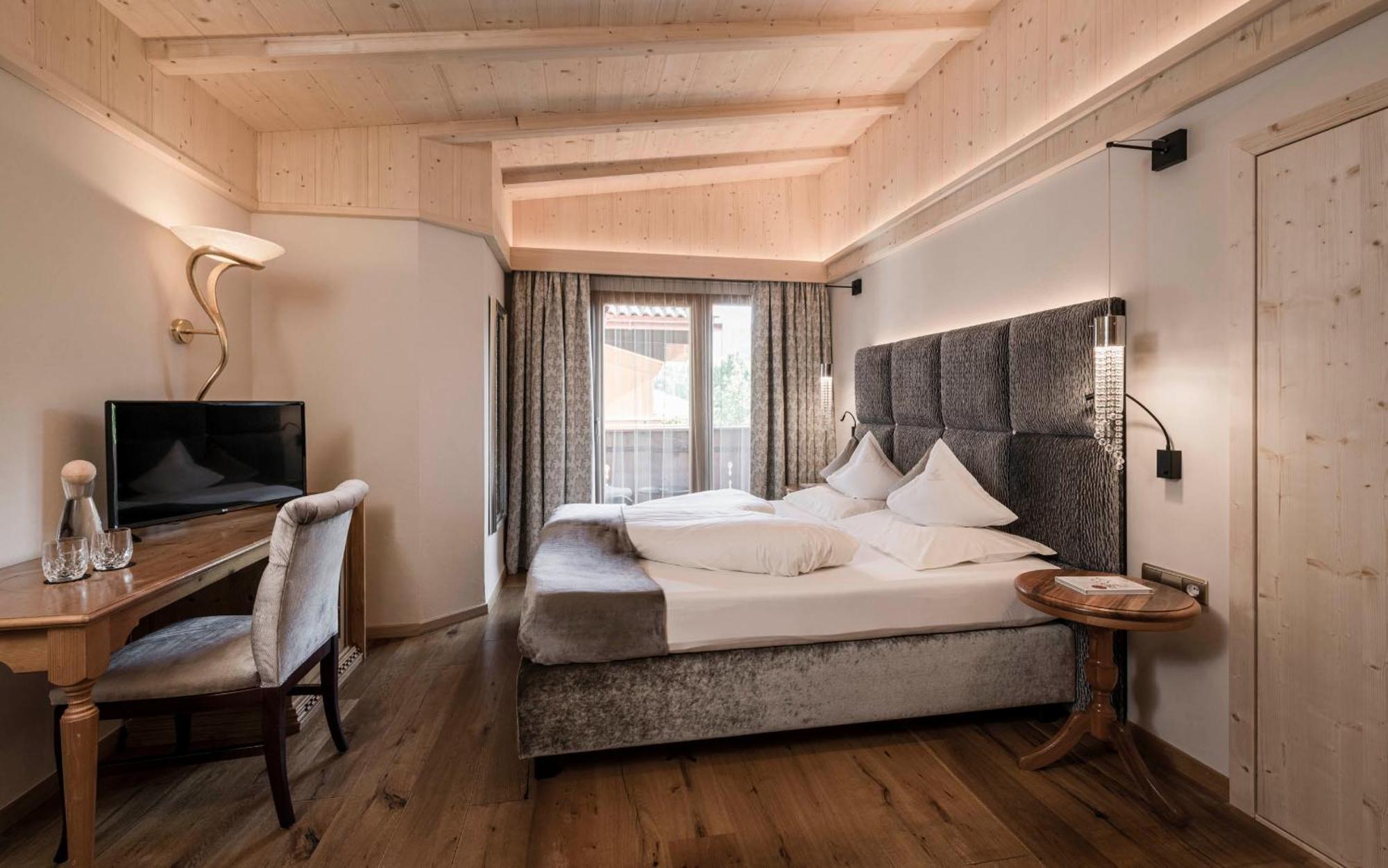 Double Room,1584572802:JPEG